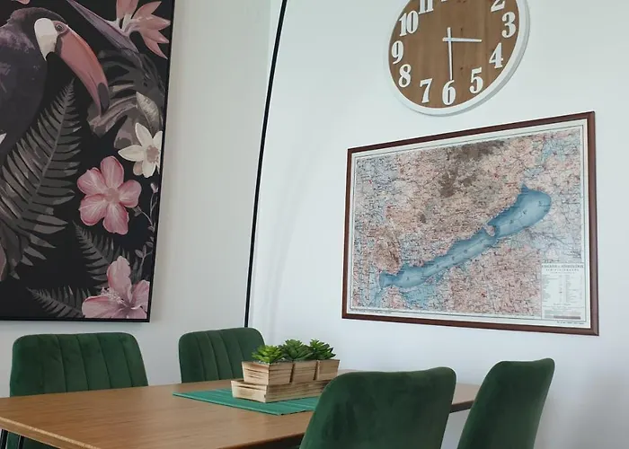 Golden Brown דירה שיופוק