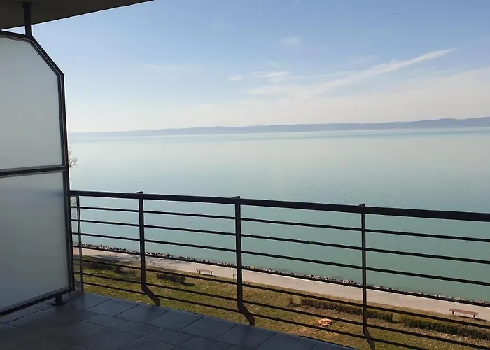 Golden Brown * שיופוק