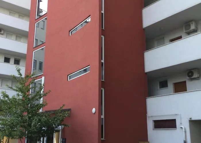 Golden Brown שיופוק